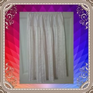 USA PLEATED SKIRT